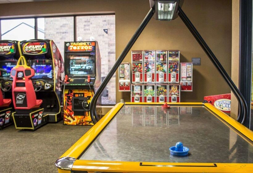 فندق Comfort Inn & Suites