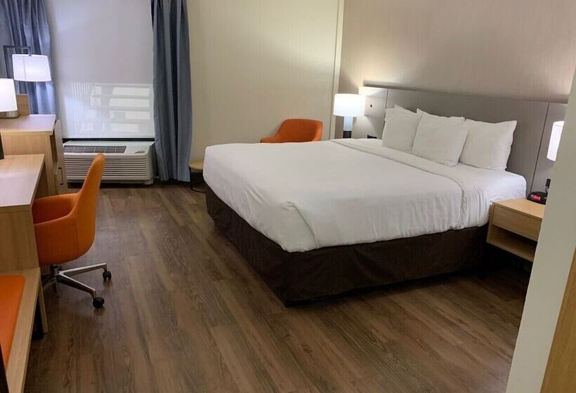 هتل Comfort Inn & Suites Nashville Downtown   Stadium