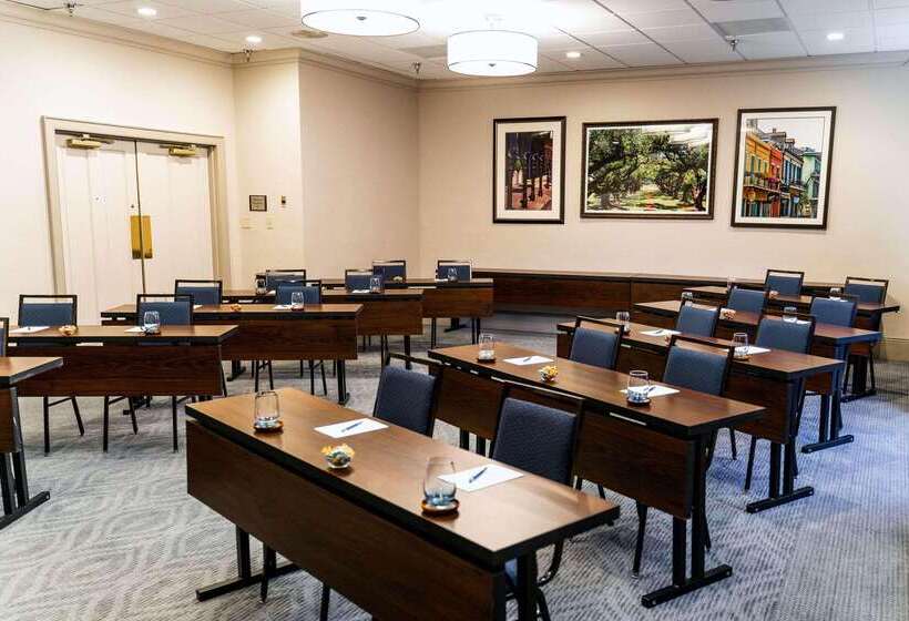 هتل Country Inn & Suites By Radisson, Metairie New Orleans , La