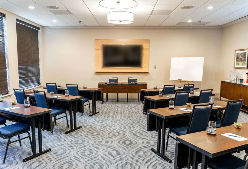 هتل Country Inn & Suites By Radisson, Metairie New Orleans , La