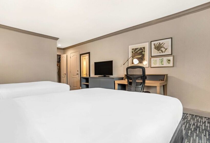 هتل Country Inn & Suites By Radisson, Metairie New Orleans , La