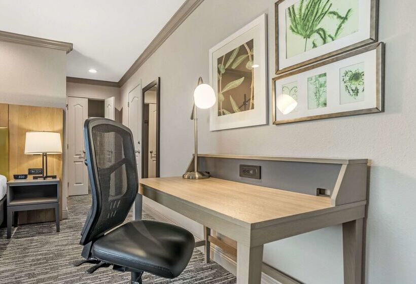 هتل Country Inn & Suites By Radisson, Metairie New Orleans , La