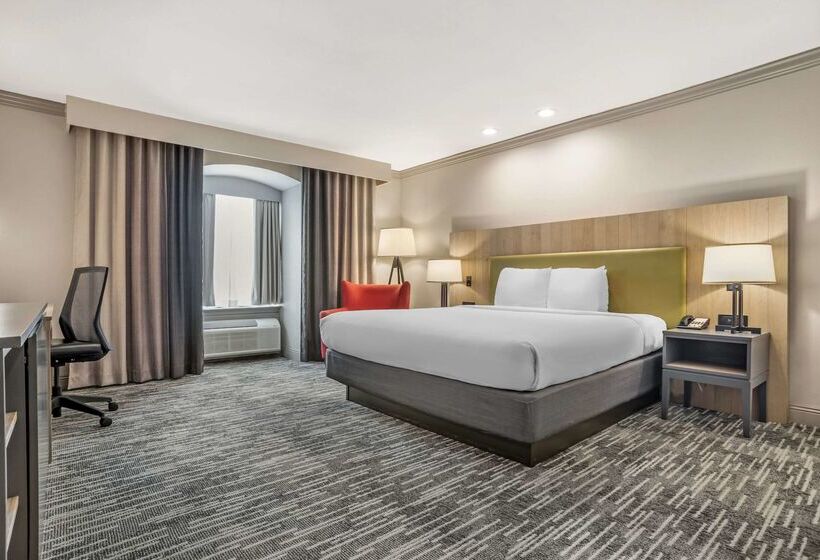 هتل Country Inn & Suites By Radisson, Metairie New Orleans , La
