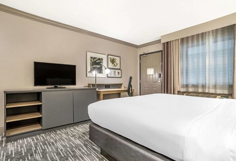 هتل Country Inn & Suites By Radisson, Metairie New Orleans , La