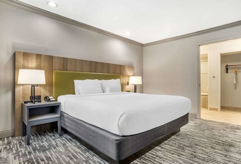 هتل Country Inn & Suites By Radisson, Metairie New Orleans , La