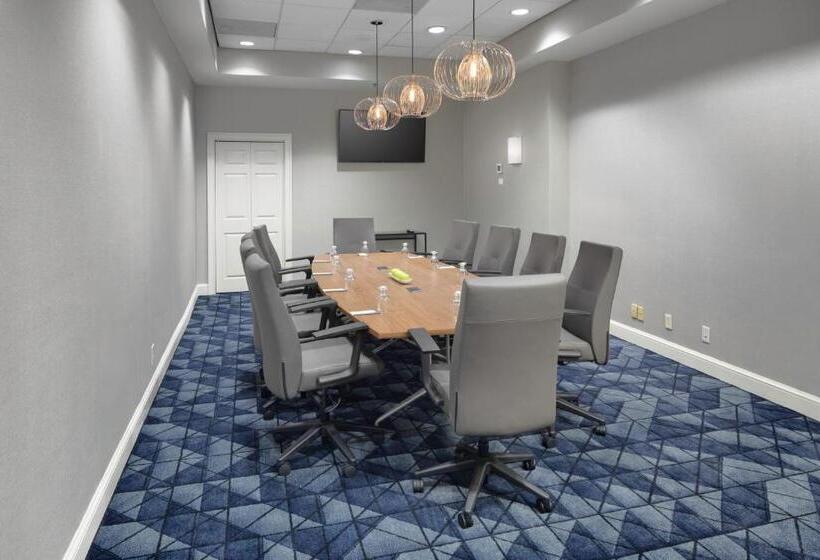 ホテル Courtyard Shelton