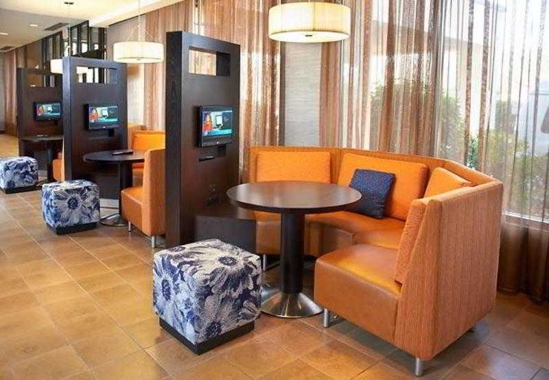 酒店 Courtyard Shelton