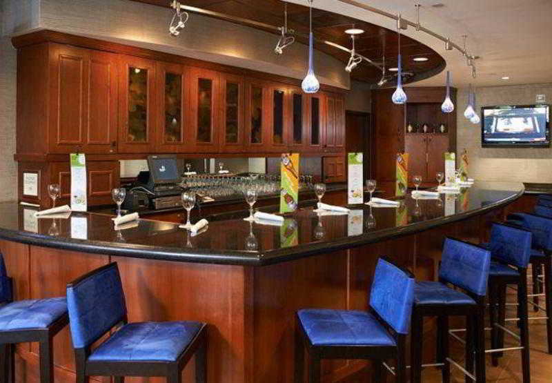 ホテル Courtyard Shelton