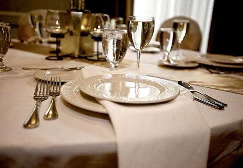 酒店 Courtyard Shelton