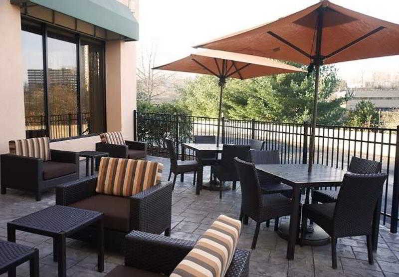 酒店 Courtyard Shelton