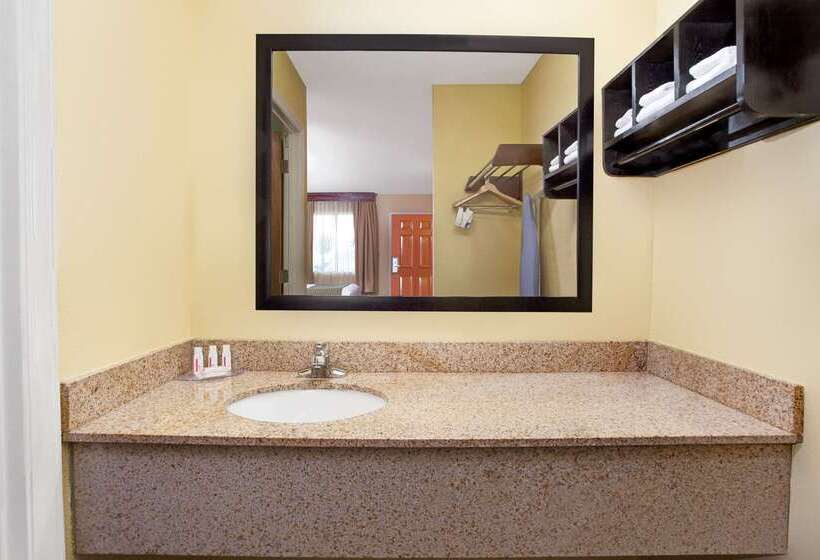 فندق Days Inn By Wyndham Acworth