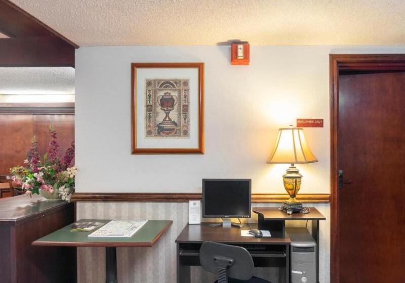 فندق Days Inn By Wyndham Adairsville