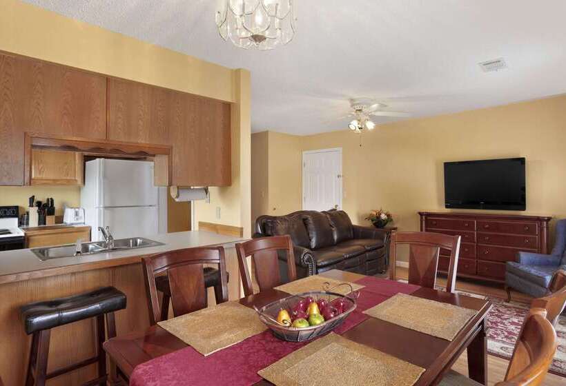 Отель Days Inn By Wyndham Branson/near The Strip