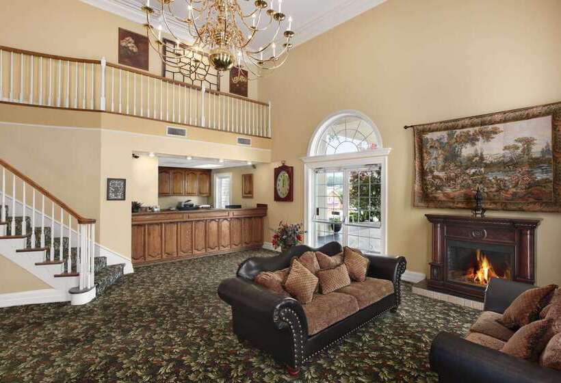 Отель Days Inn By Wyndham Branson/near The Strip