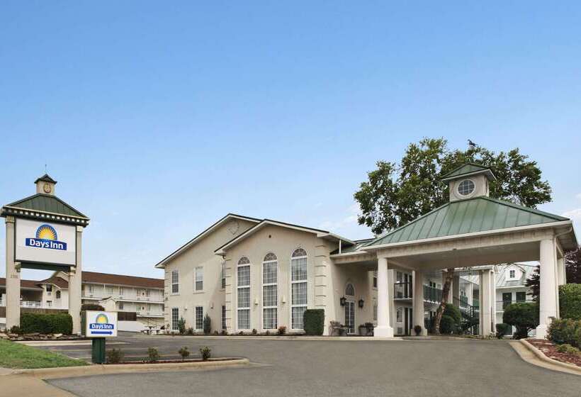 Отель Days Inn By Wyndham Branson/near The Strip