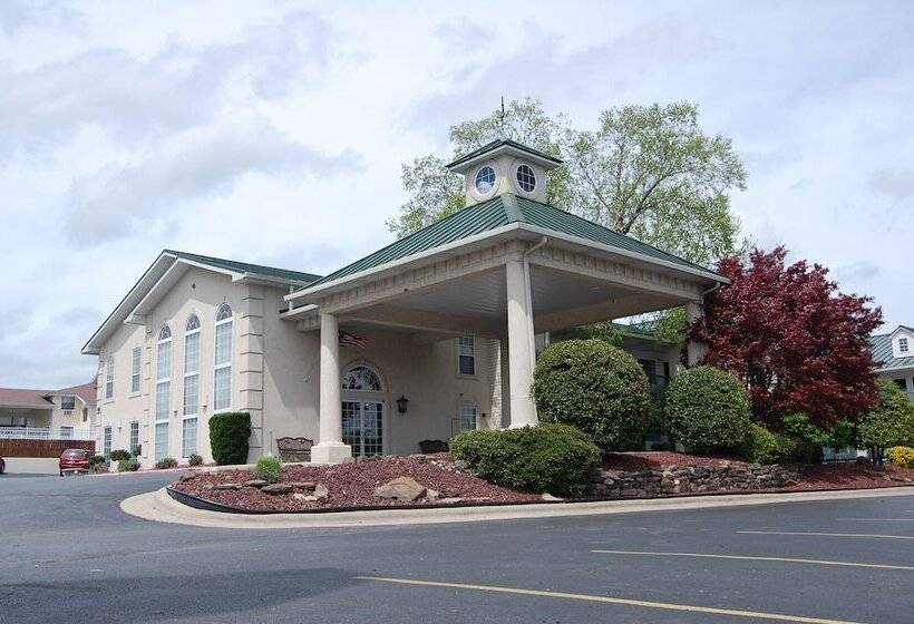 Отель Days Inn By Wyndham Branson/near The Strip