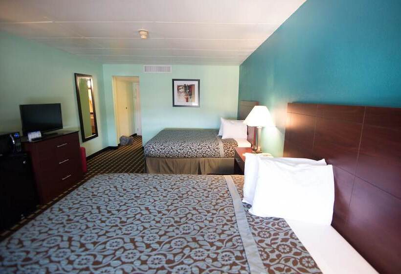 فندق Days Inn By Wyndham Fort Wright Cincinnati Area