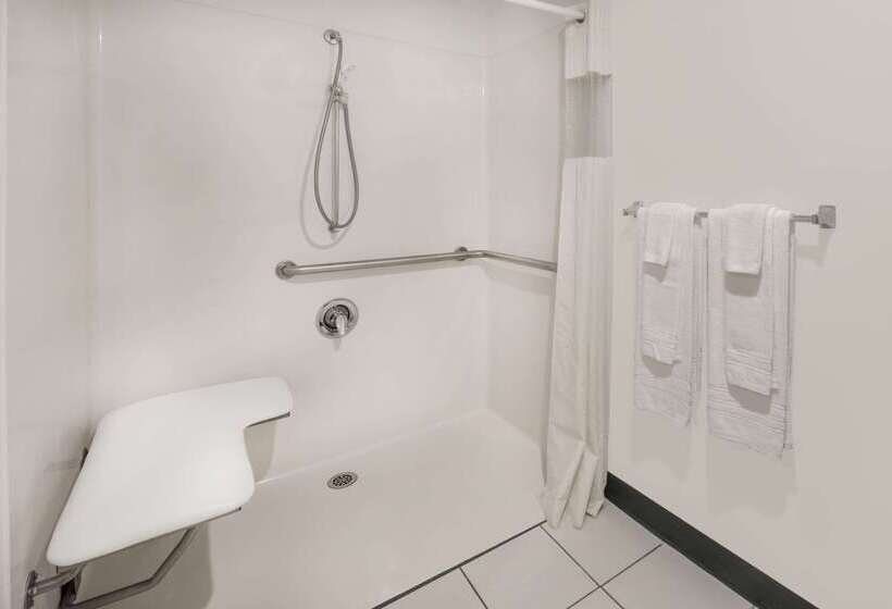 فندق Days Inn By Wyndham Osage Beach Lake Of The Ozarks