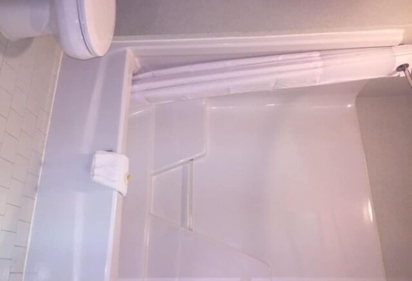 فندق Days Inn By Wyndham Royston