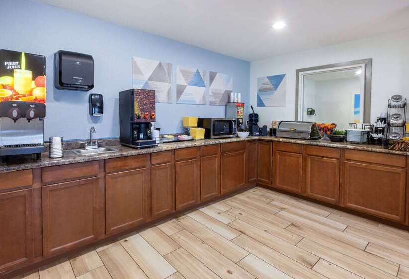 فندق Days Inn By Wyndham Racine/sturtevant