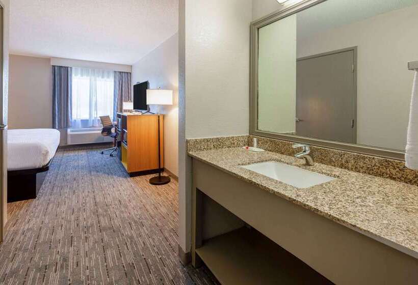 فندق Days Inn By Wyndham Racine/sturtevant