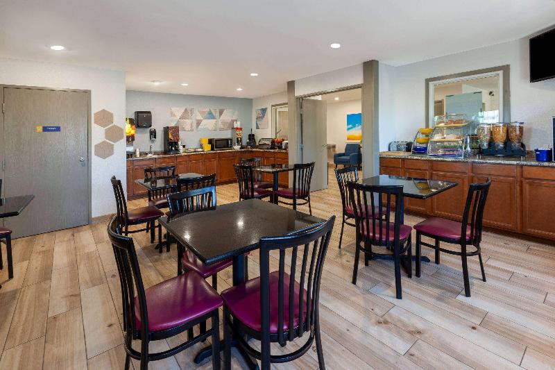 فندق Days Inn By Wyndham Racine/sturtevant