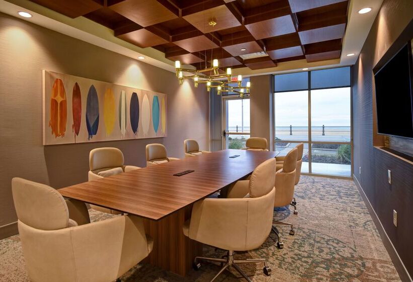فندق Doubletree By Hilton Virginia Beach Oceanfront South