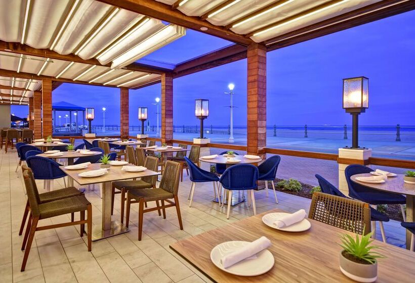 فندق Doubletree By Hilton Virginia Beach Oceanfront South