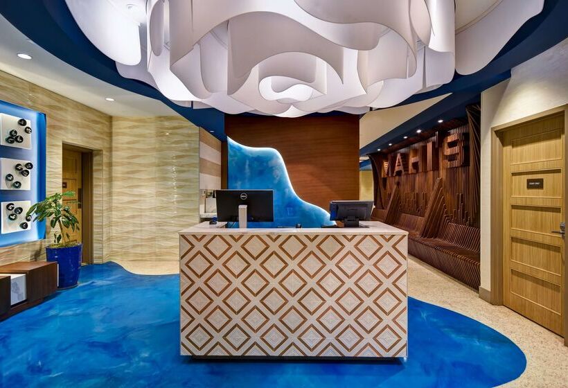 فندق Doubletree By Hilton Virginia Beach Oceanfront South