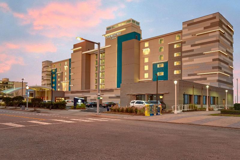 فندق Doubletree By Hilton Virginia Beach Oceanfront South