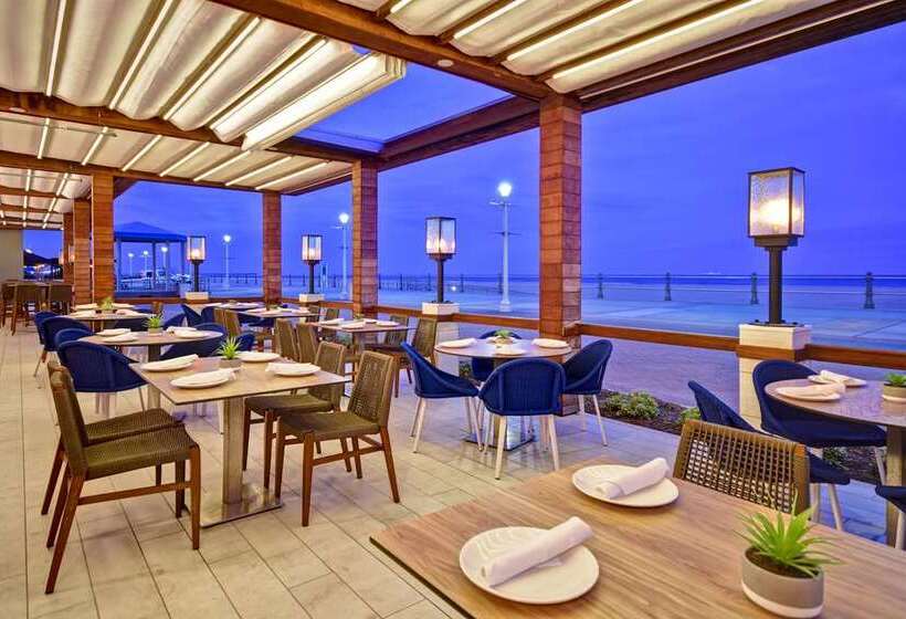 فندق Doubletree By Hilton Virginia Beach Oceanfront South