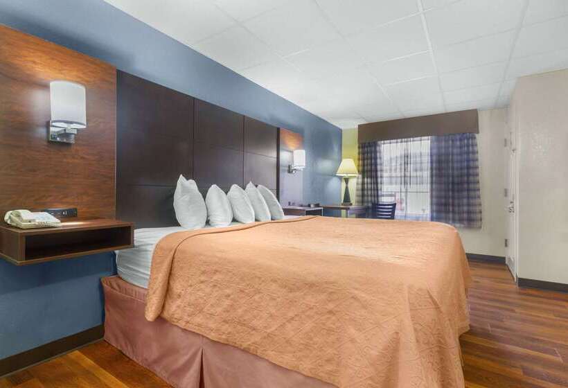 酒店 Econo Lodge Inn & Suites Gatlinburg At The Convention Center