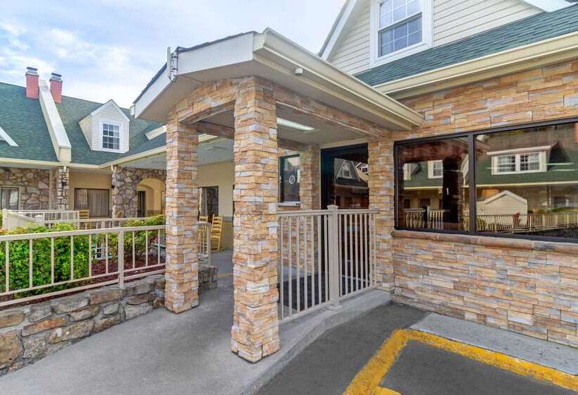 酒店 Econo Lodge Inn & Suites Gatlinburg At The Convention Center