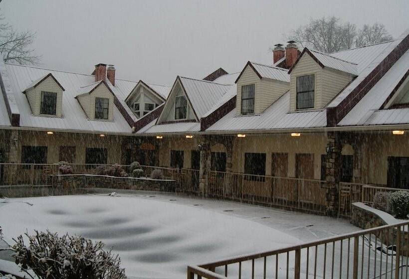 酒店 Econo Lodge Inn & Suites Gatlinburg At The Convention Center