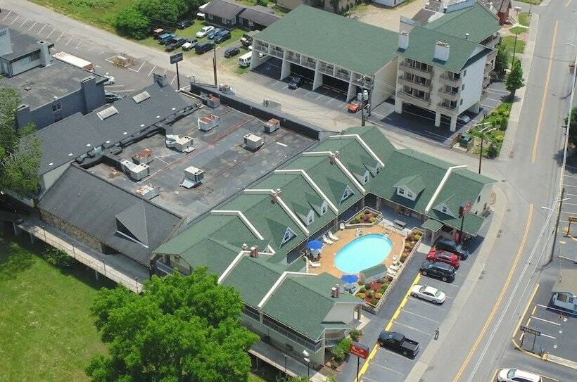 ホテル Econo Lodge Inn & Suites Gatlinburg At The Convention Center