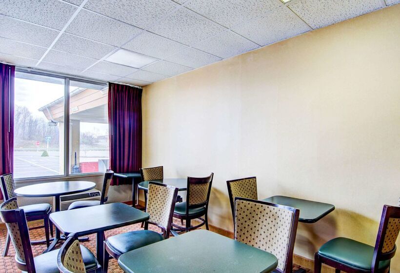 فندق Econo Lodge Wytheville I 77 & I 81