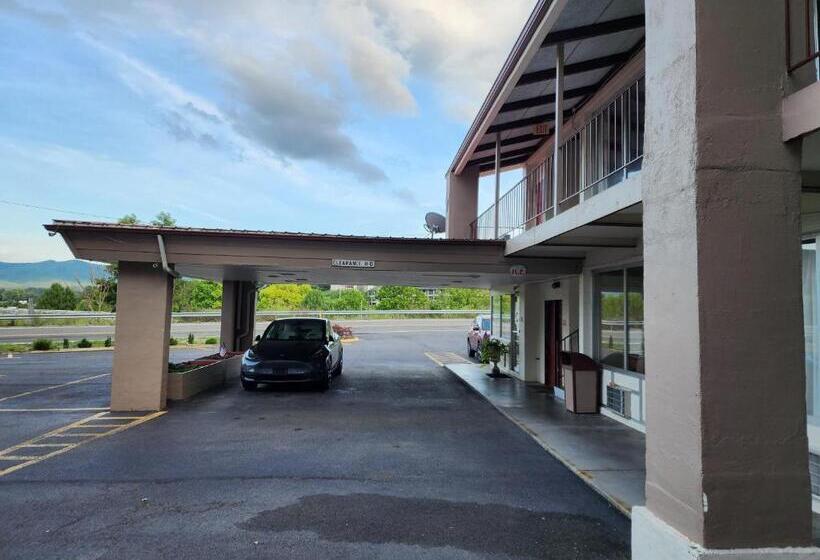 فندق Econo Lodge Wytheville I 77 & I 81
