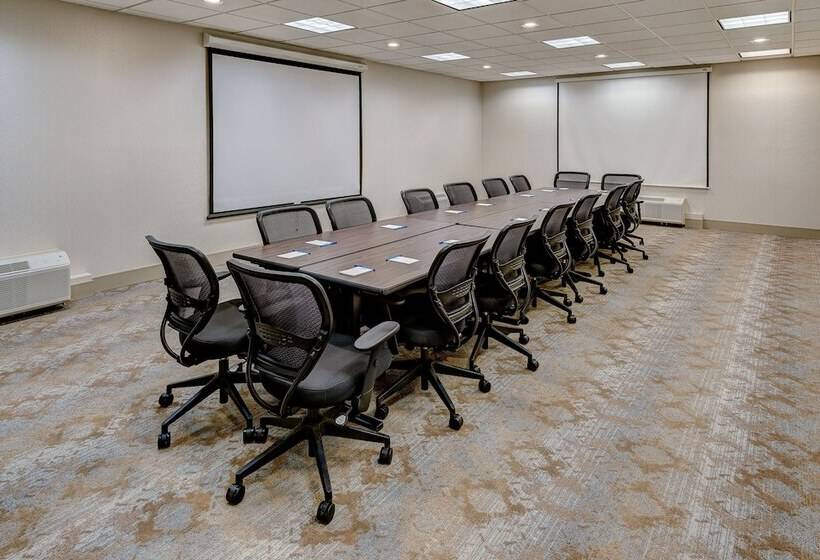 فندق Holiday Inn East Windsor, An Ihg