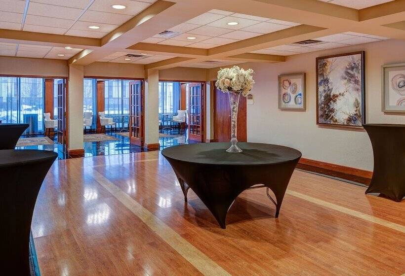 فندق Holiday Inn East Windsor, An Ihg