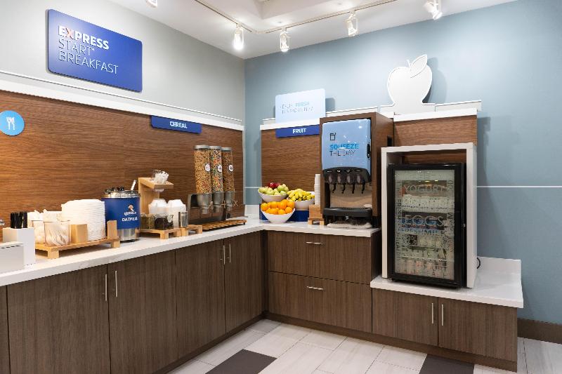 فندق Holiday Inn Express Los Angeles Downtown West By Ihg