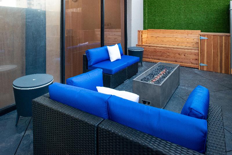 فندق Holiday Inn Express Los Angeles Downtown West By Ihg