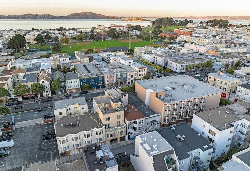 בית מלון כפרי Surestay By Best Western San Francisco Marina District