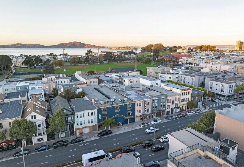 בית מלון כפרי Surestay By Best Western San Francisco Marina District