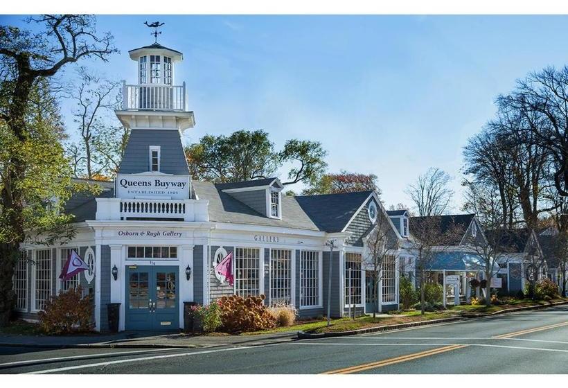 בית מלון כפרי Inn On The Square