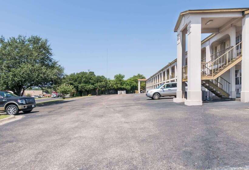 酒店 Knights Inn   Belton/temple