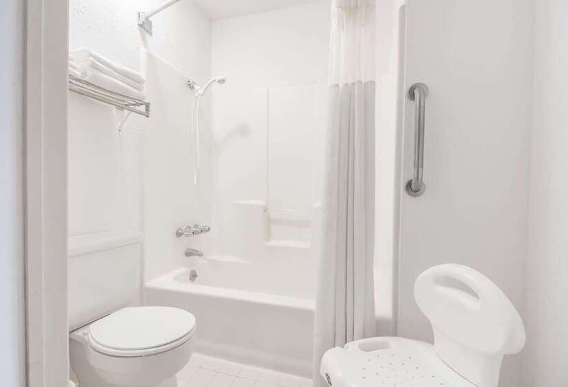 בית מלון כפרי Knights Inn   Belton/temple