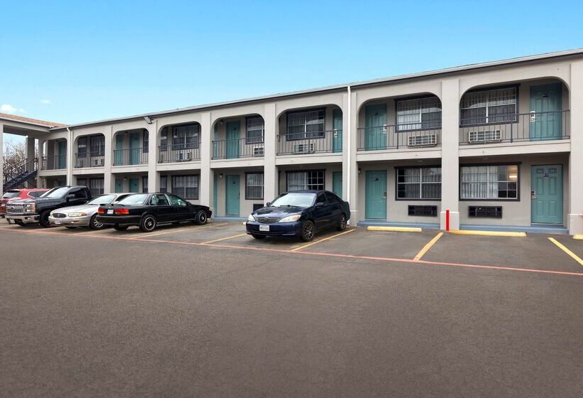 酒店 Knights Inn   Belton/temple