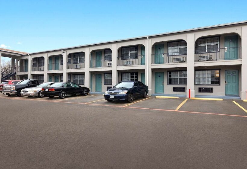 Отель Knights Inn   Belton/temple