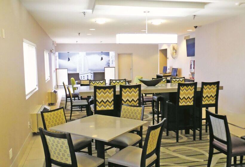 酒店 La Quinta Inn By Wyndham Lincoln