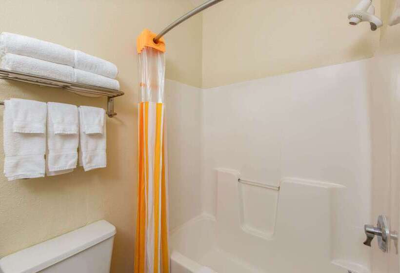 酒店 La Quinta Inn By Wyndham Lincoln